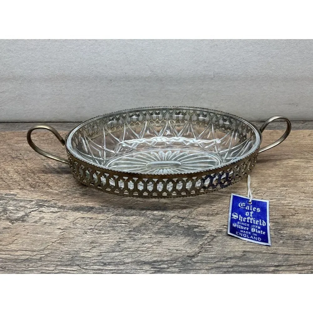 Eales Of Sheffield Pressed Glass Silver Plated‎ Handle Candy Dish